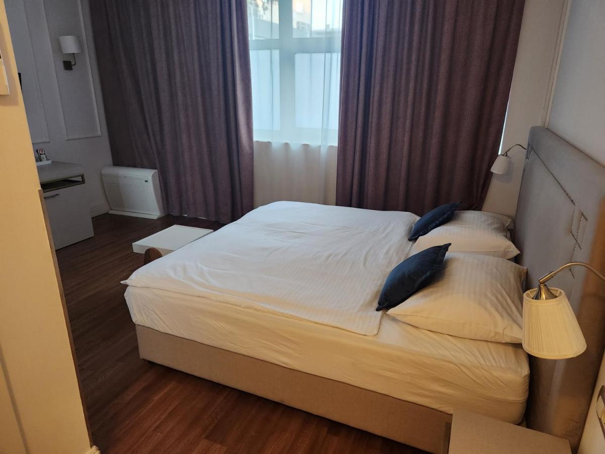 Apartman Delux Centar Apartment Сплит Екстериор снимка